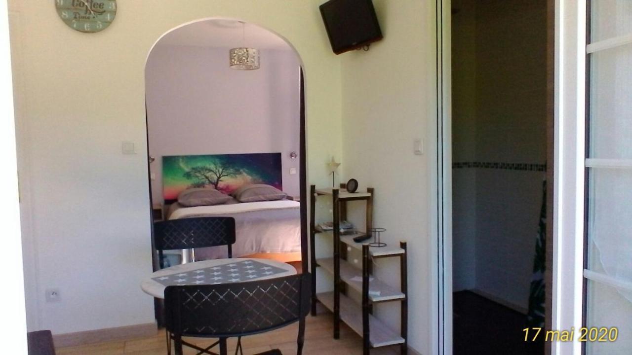 Le Clos Des Palombes Wifi Climatisation Saint-Pierre-du-Mont  Bagian luar foto