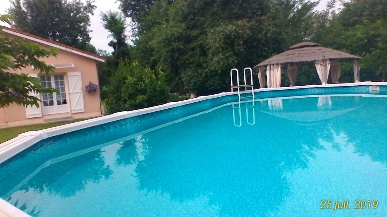Le Clos Des Palombes Wifi Climatisation Saint-Pierre-du-Mont  Bagian luar foto