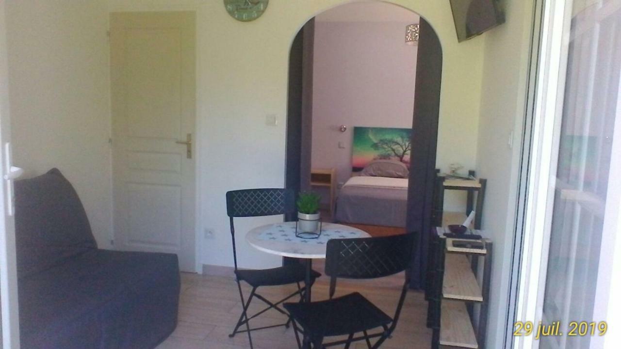 Le Clos Des Palombes Wifi Climatisation Saint-Pierre-du-Mont  Bagian luar foto